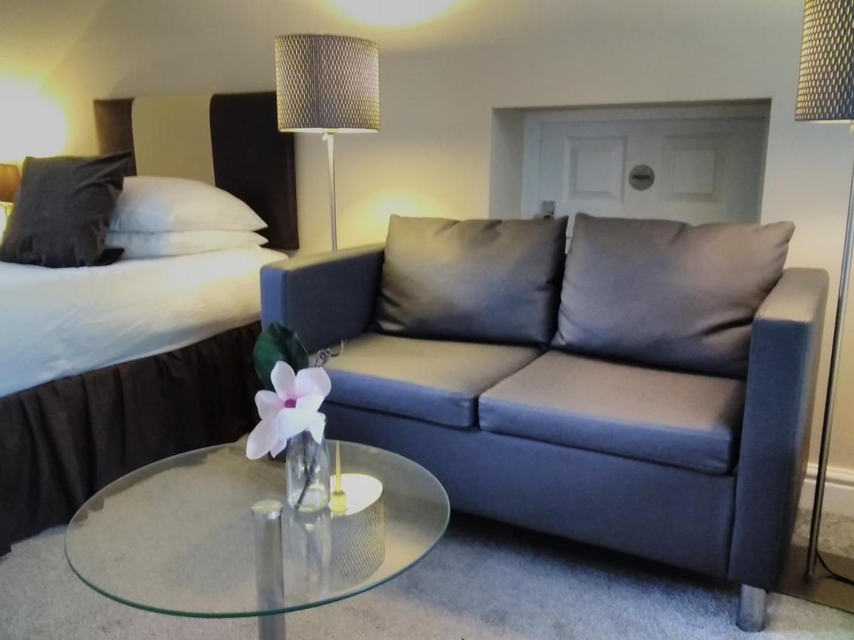 Windermere Studio Rooms - With Free Car Parking Onsite المظهر الخارجي الصورة