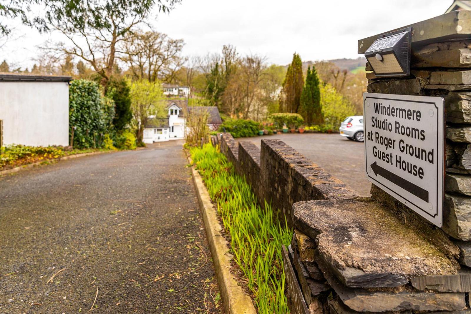 Windermere Studio Rooms - With Free Car Parking Onsite المظهر الخارجي الصورة