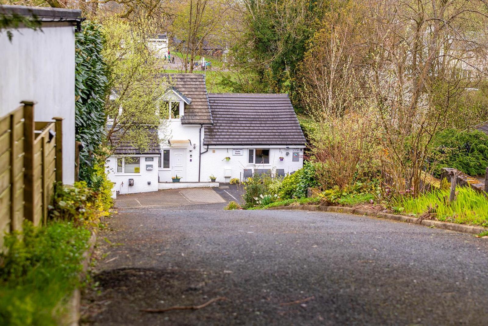 Windermere Studio Rooms - With Free Car Parking Onsite المظهر الخارجي الصورة